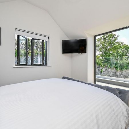 1 The Nest - Luxury Modern House Nr Beach & Bars With Sea Views & Free Parking Villa Charlestown  Kültér fotó
