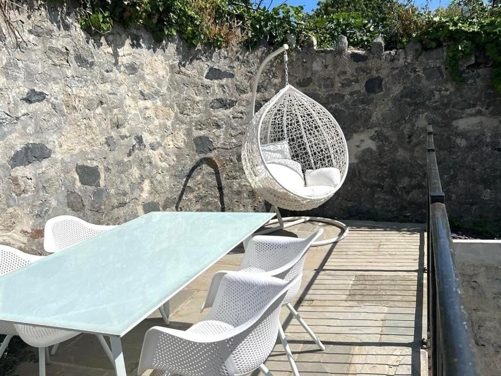 1 The Nest - Luxury Modern House Nr Beach & Bars With Sea Views & Free Parking Villa Charlestown  Kültér fotó