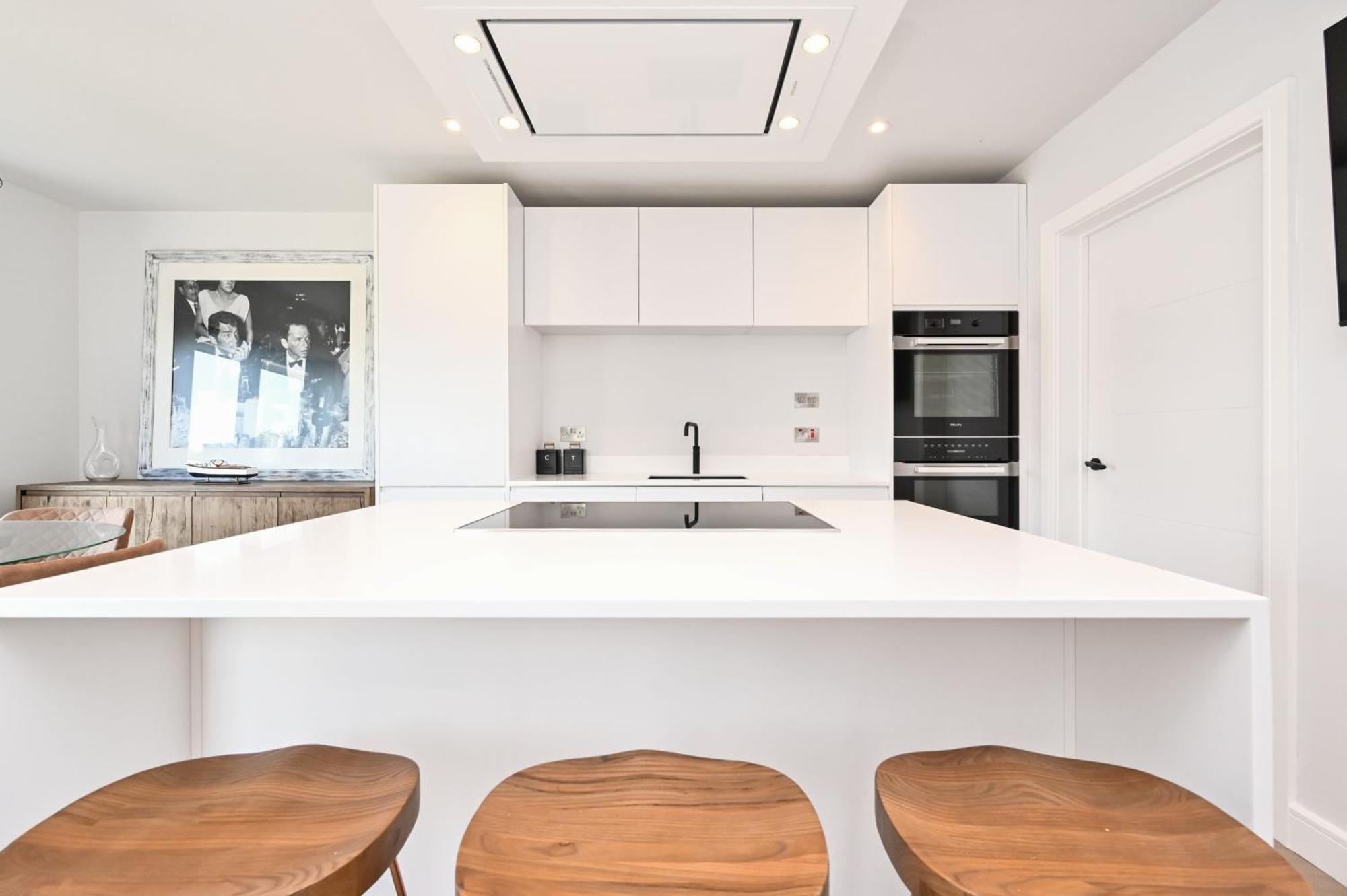 1 The Nest - Luxury Modern House Nr Beach & Bars With Sea Views & Free Parking Villa Charlestown  Kültér fotó