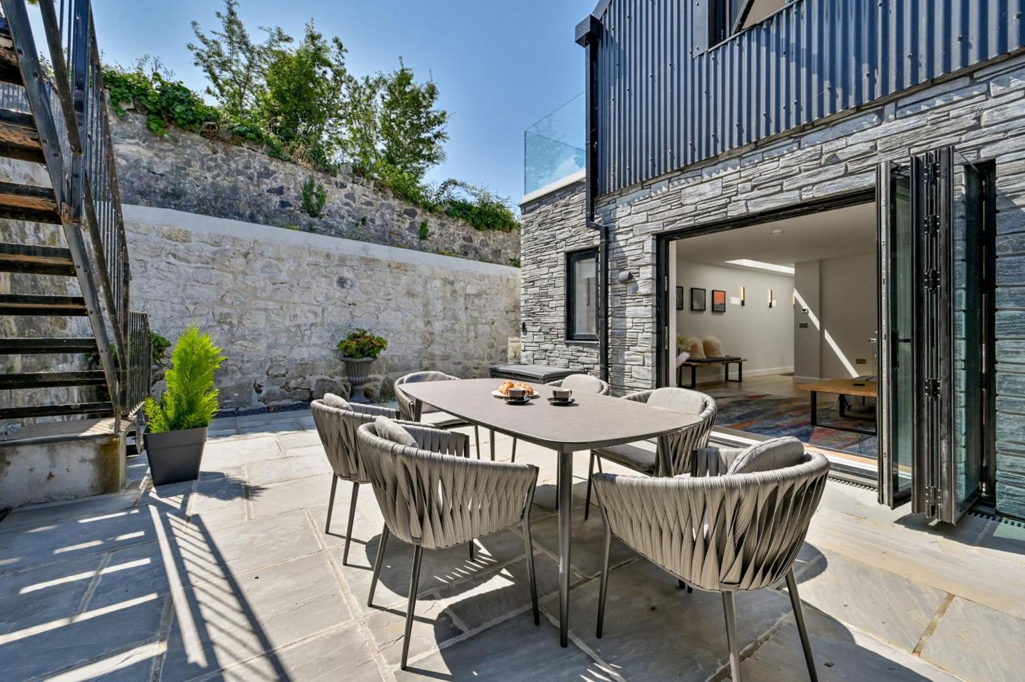 1 The Nest - Luxury Modern House Nr Beach & Bars With Sea Views & Free Parking Villa Charlestown  Kültér fotó