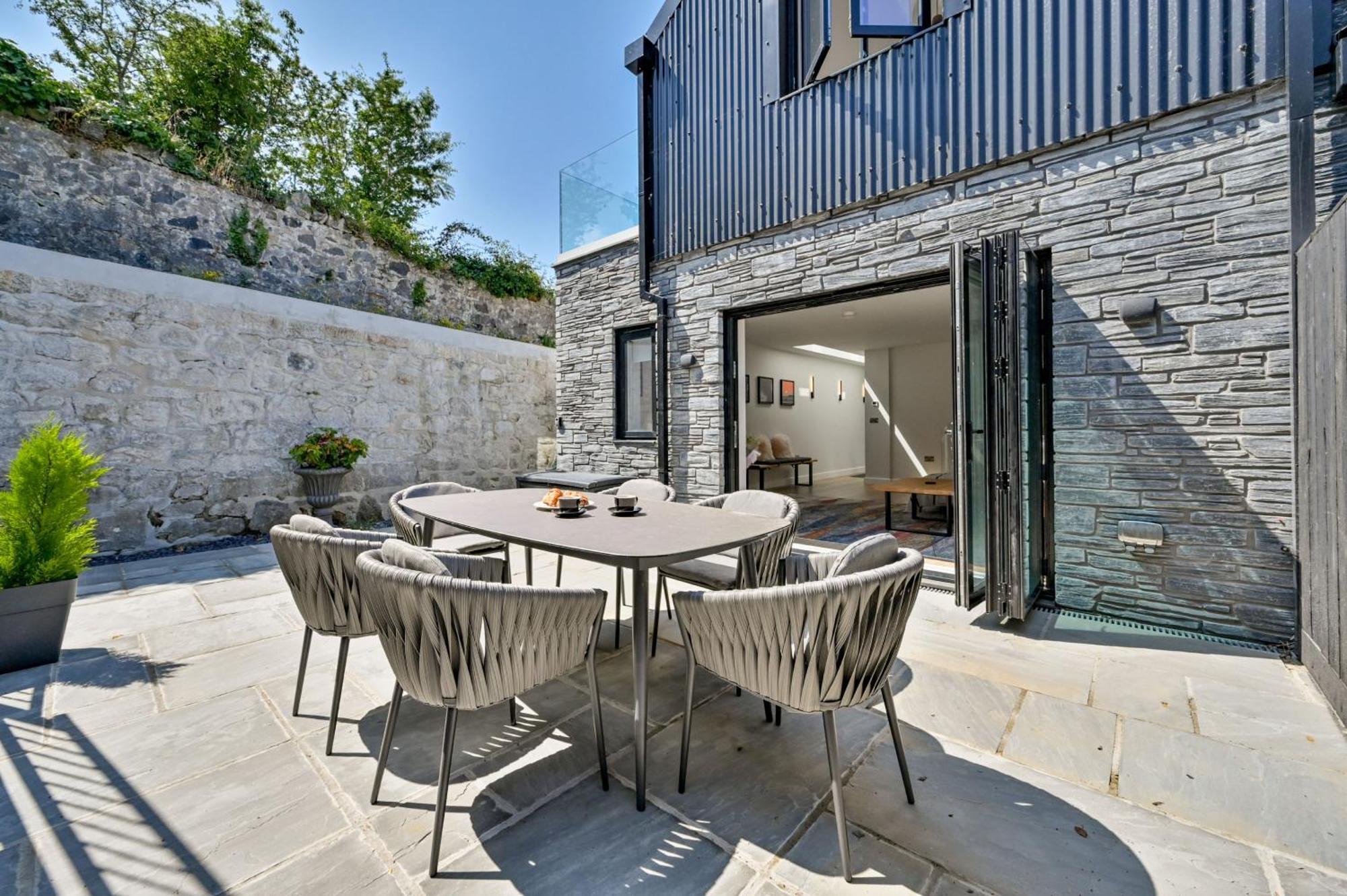 1 The Nest - Luxury Modern House Nr Beach & Bars With Sea Views & Free Parking Villa Charlestown  Kültér fotó