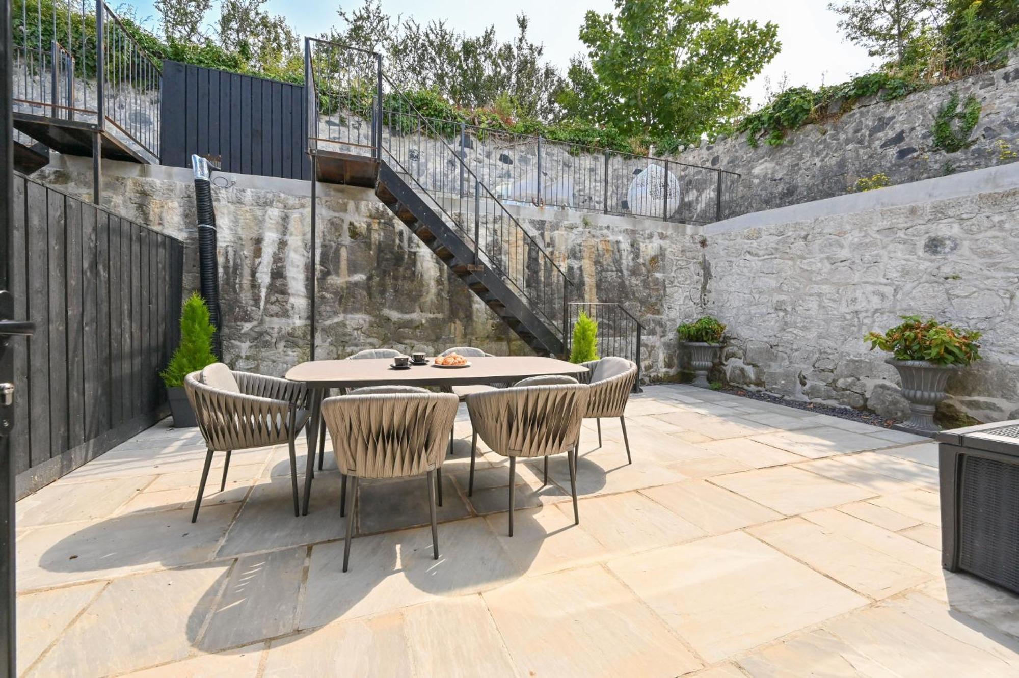 1 The Nest - Luxury Modern House Nr Beach & Bars With Sea Views & Free Parking Villa Charlestown  Kültér fotó